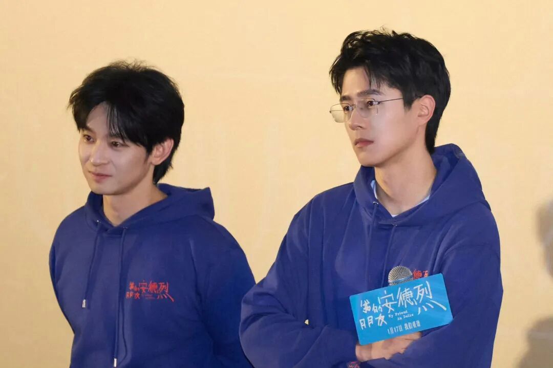 董子健谈30岁总结与家庭影响，自曝上网搜自己会紧张