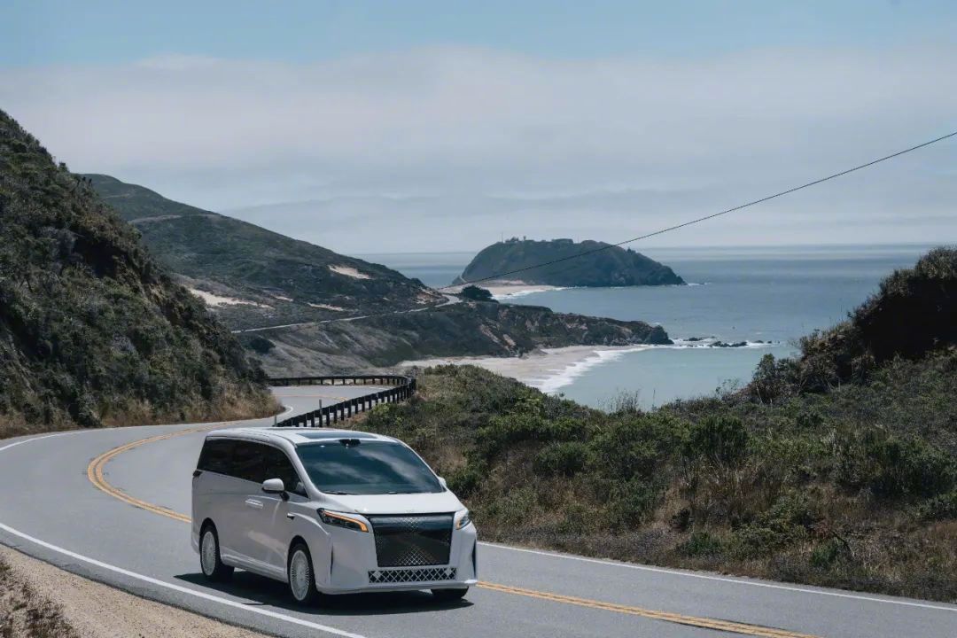 法拉第未来FX Super One完成FMVSS首轮碰撞测试