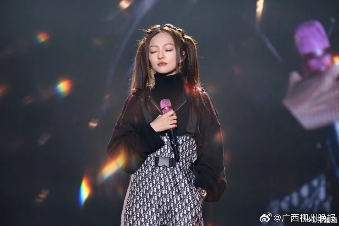 张韶涵周柏豪2026年1月10日柳州开唱