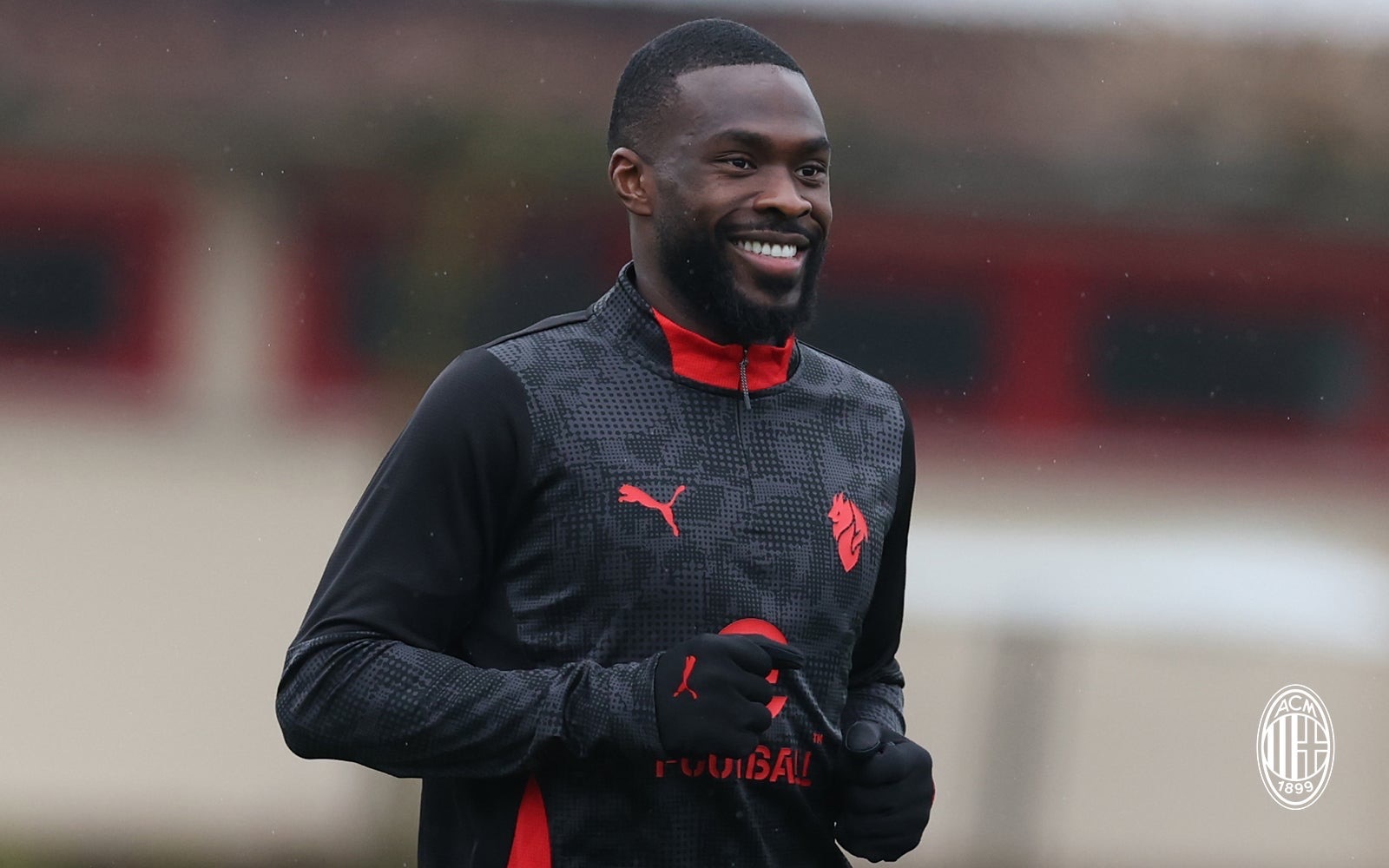 米兰内洛今日训练备战新赛季