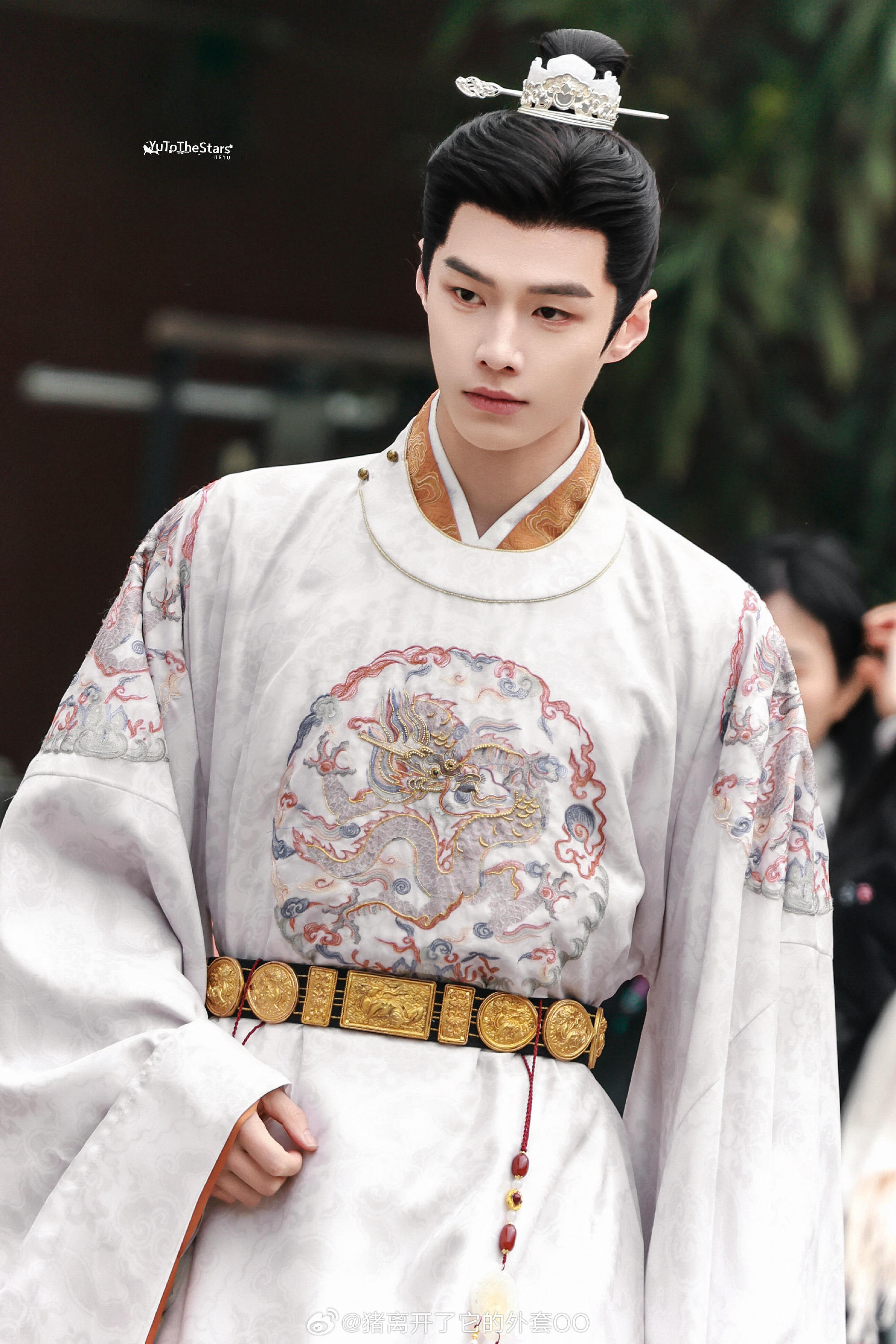 何与《窈窈有期》路透曝光，萧靖西清贵造型引期待