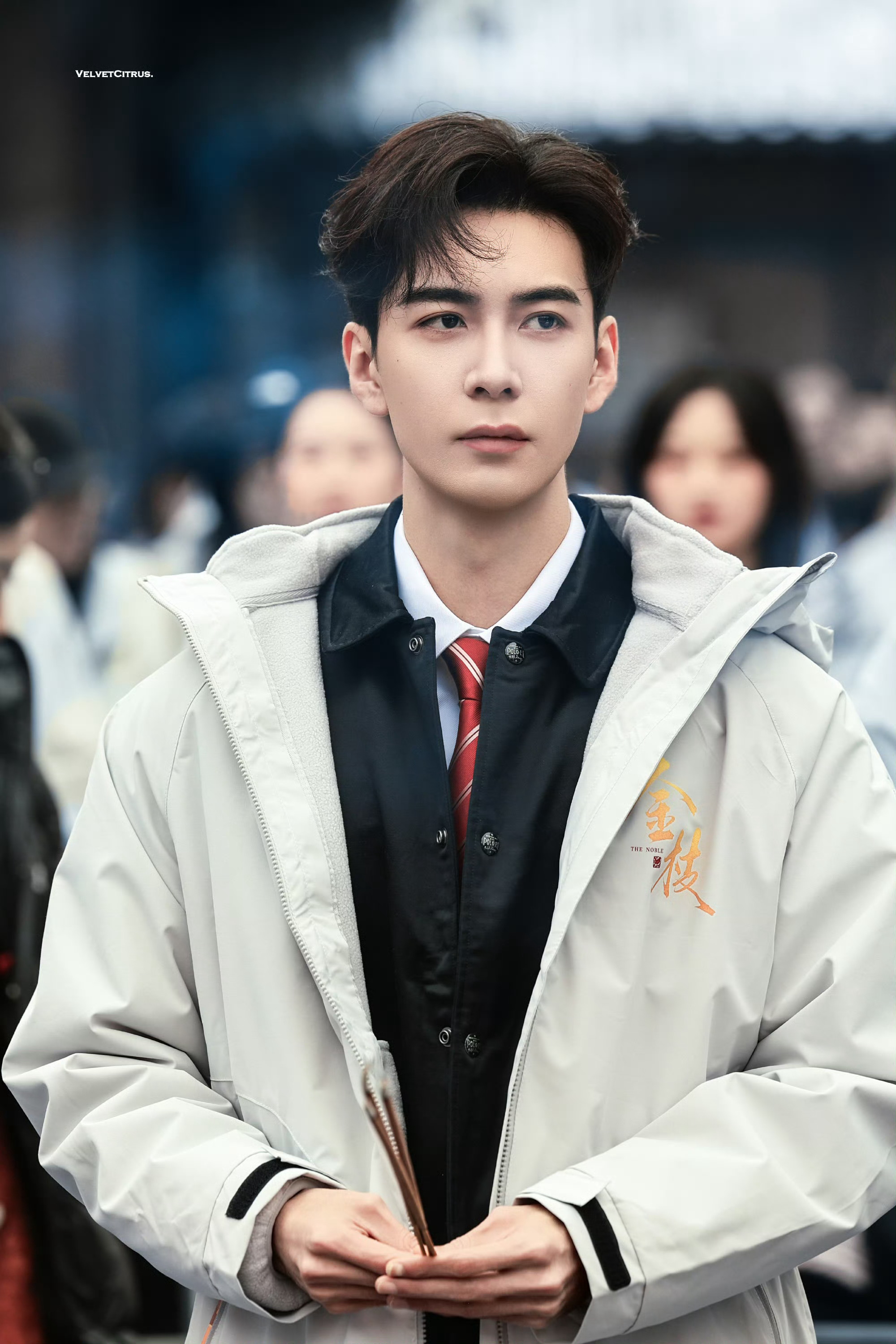 陈星旭李一桐主演新剧《金枝》开机