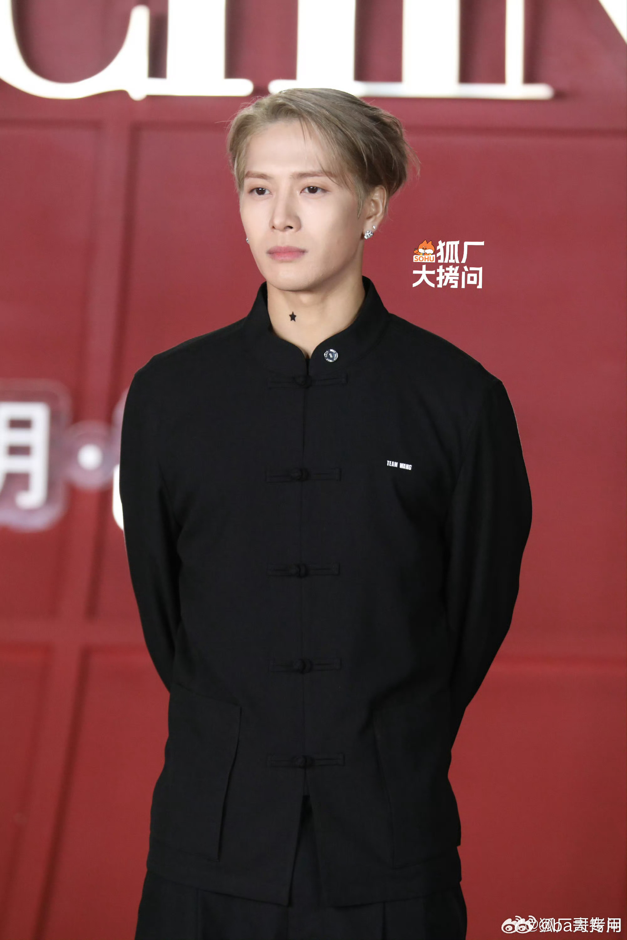 芭莎盛典红毯王嘉尔李昀锐胡一天辛云来张康乐罗晋王传君媒体图合集