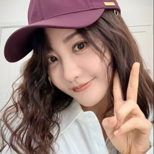 杨蓉晒烫伤恢复近照，坦然面对伤痕