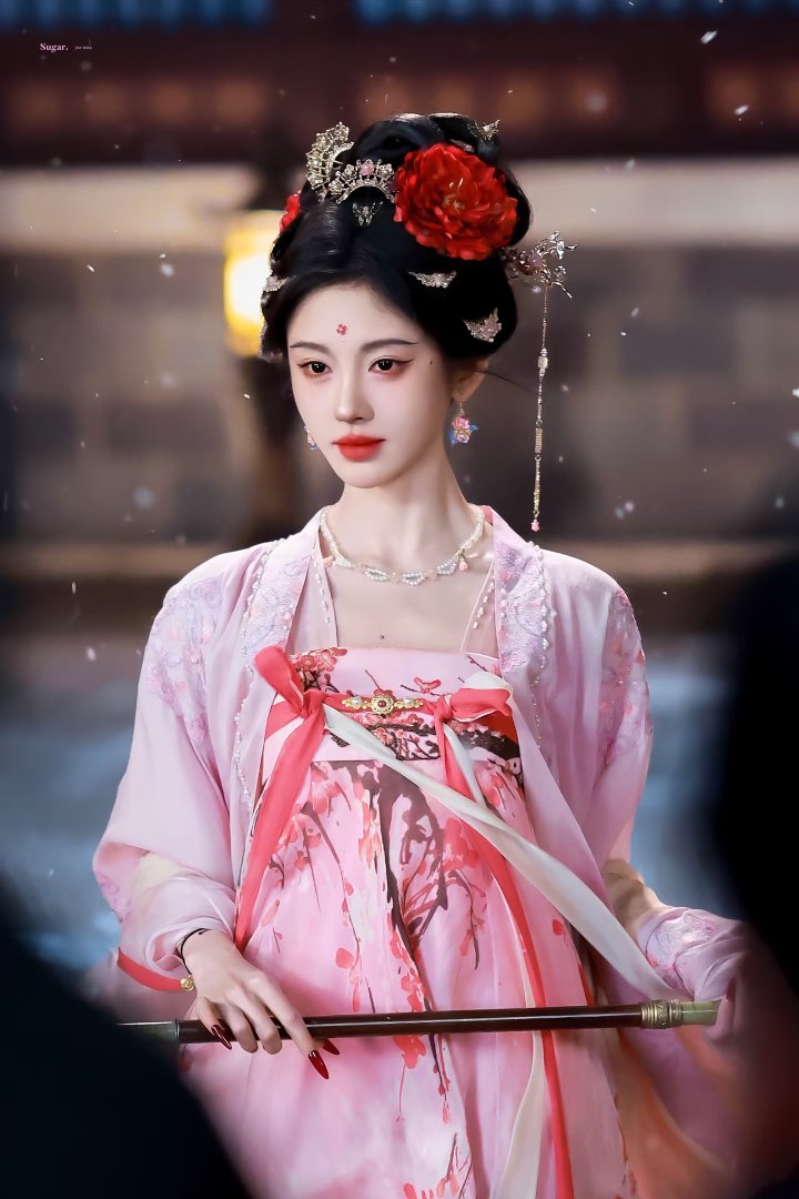 郭敬明新剧《月鳞绮纪》4月开播，鞠婧祎曾舜晞主演