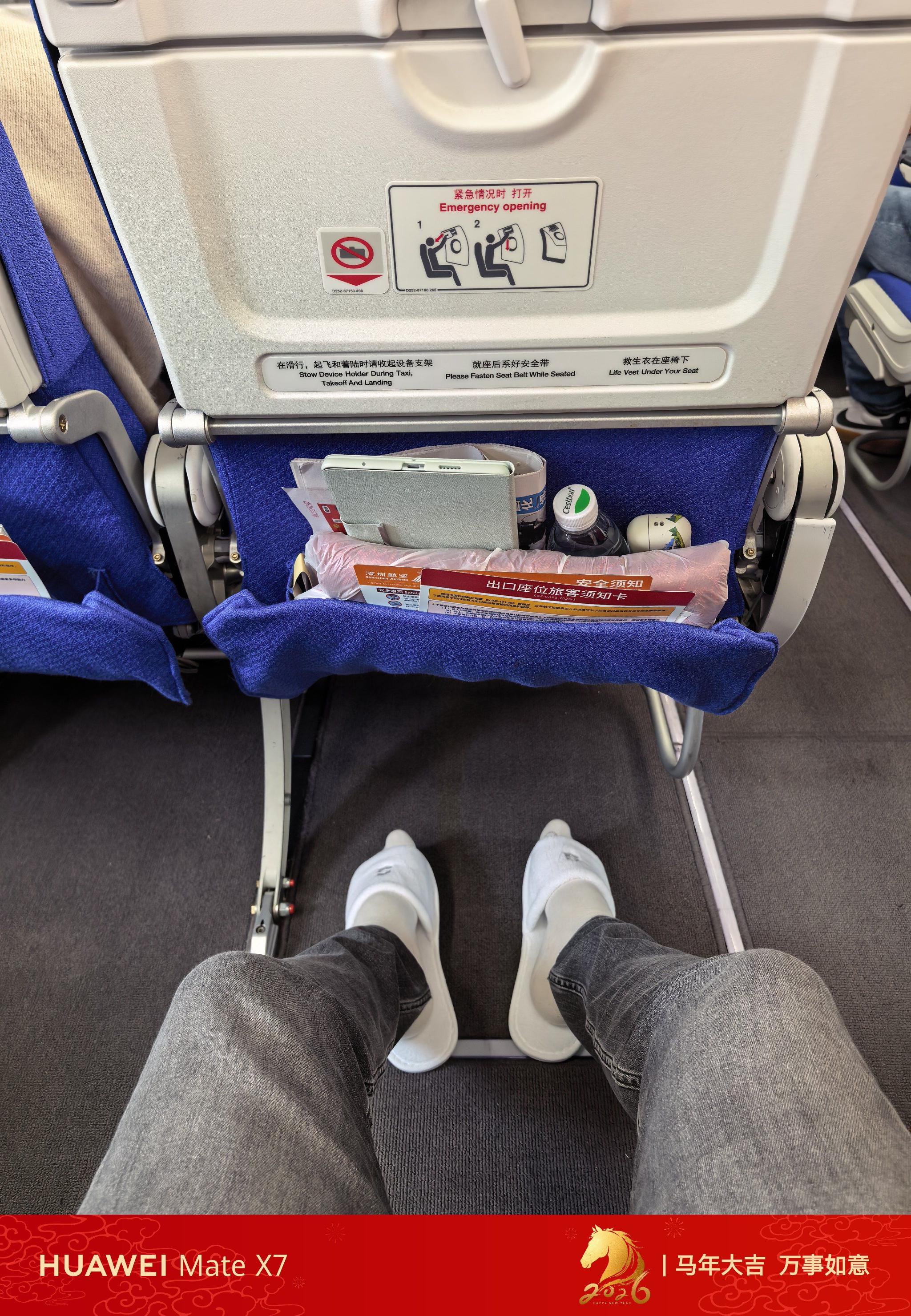 网友晒提纯电奔驰大G计划引本地朋友围观