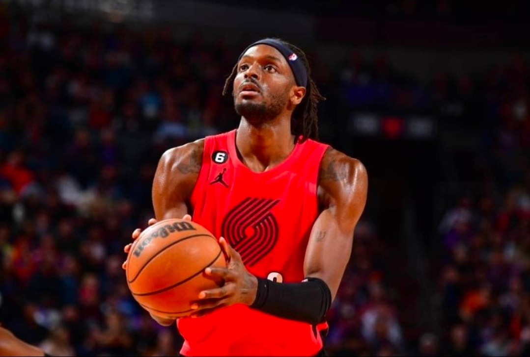 夏普首节爆发与格兰特加时收割，开拓者如何在一场高得分拉锯战中艰难擒下国王？