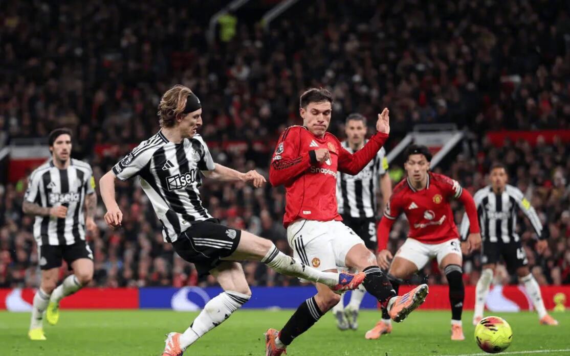 纽卡斯尔主场三连胜曼联，创近百年最佳战绩