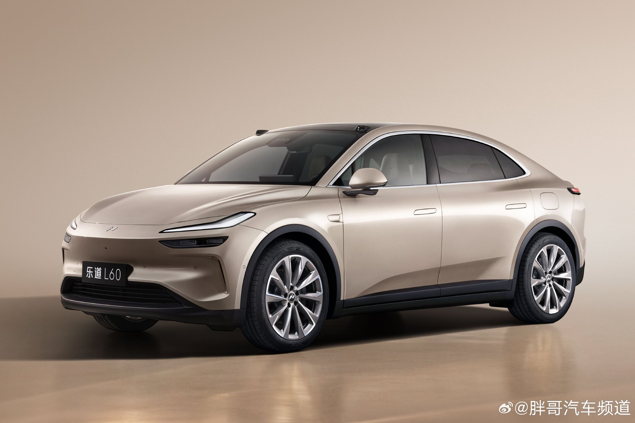 乐道L60升级版上市，整车20.69万起租电14.99万起