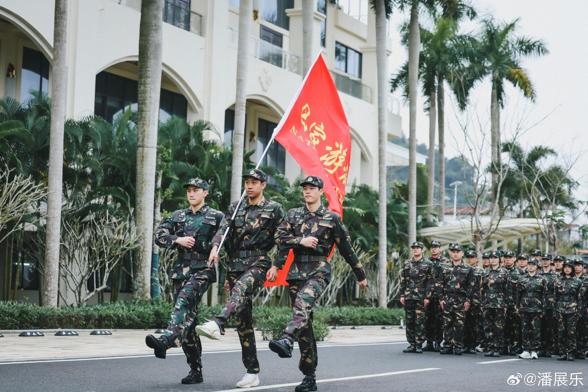潘展乐军训表现突出获评标兵