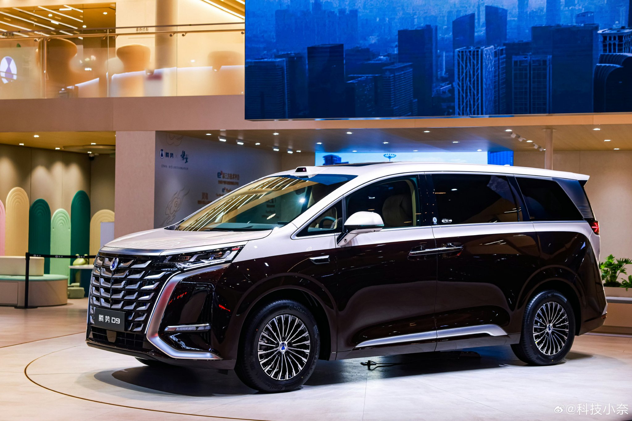 腾势汽车8月销量11993辆，D9加推4款新车巩固市场领先