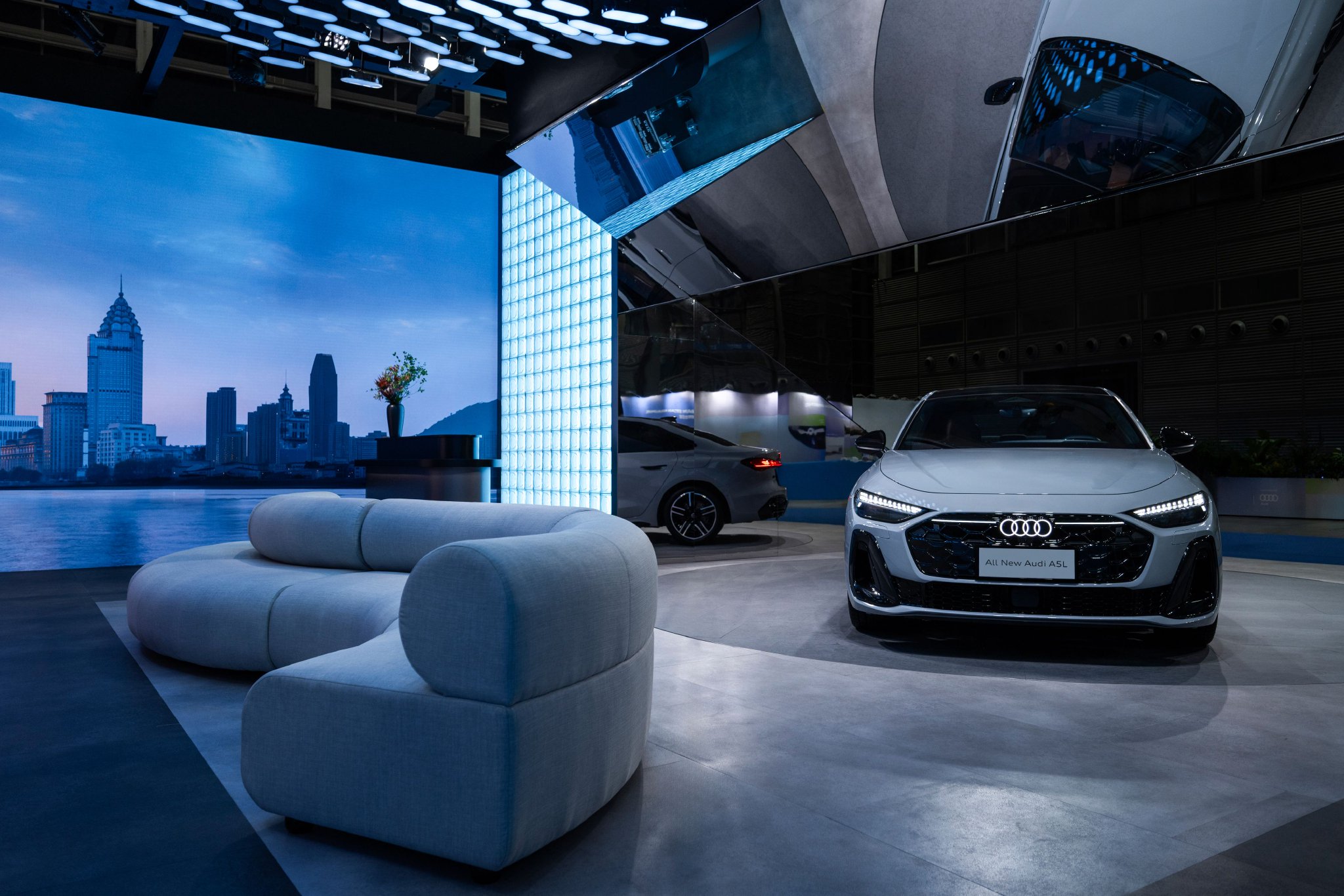 奥迪A5L亮相设计深圳展，诠释简约科技美学