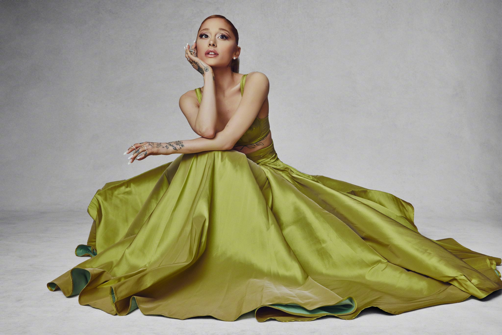 A妹转发演员工会声明，支持停播鸡毛秀争议