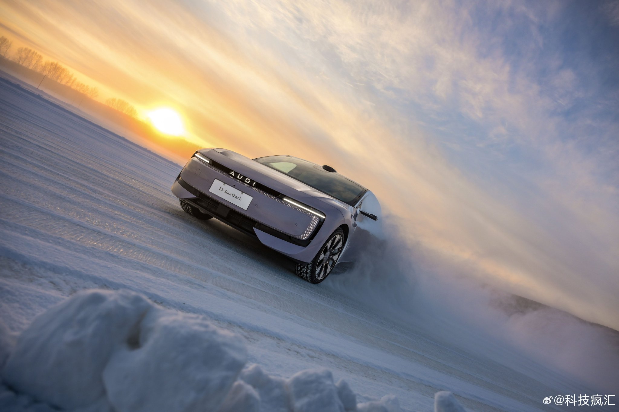 奥迪E5 Sportback标配高阶配置，试驾抽限量好礼