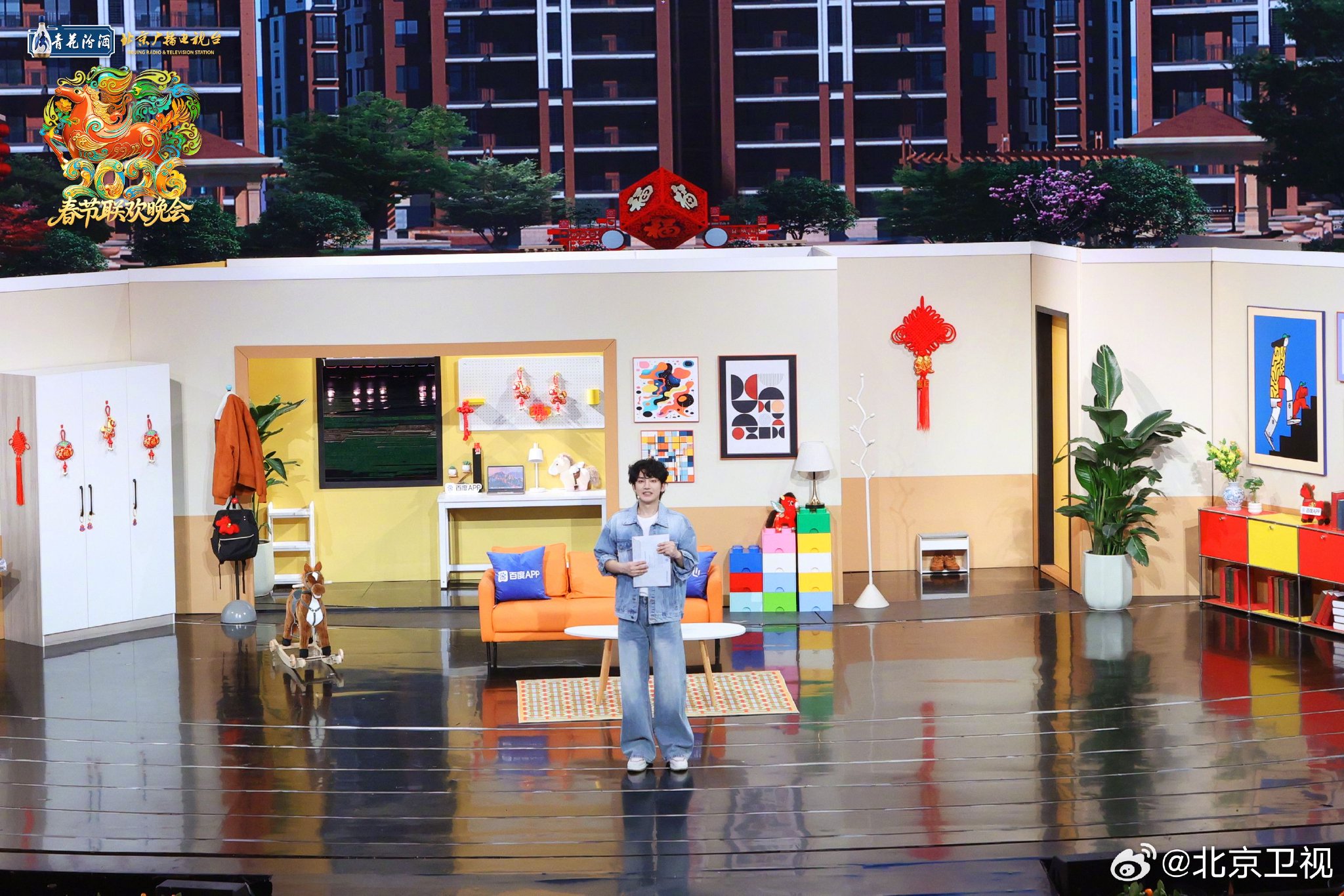 蒋龙左凌峰李嘉琦张凯丽姜超亮相北京台春晚献唱夜空中最亮的星