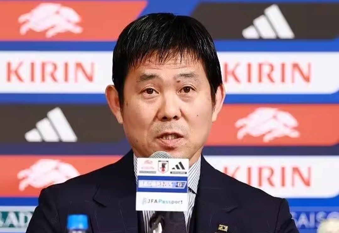 森保一公布日本队世界杯26人名单，三笘薰因伤落选，长友佑都迎第五届