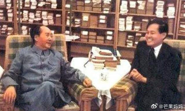 杨振宁逝世，曾与奥本海默共事、加缪同届诺奖