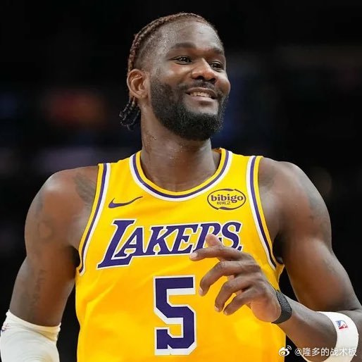 艾顿膝伤好转今日复出迎战雷霆