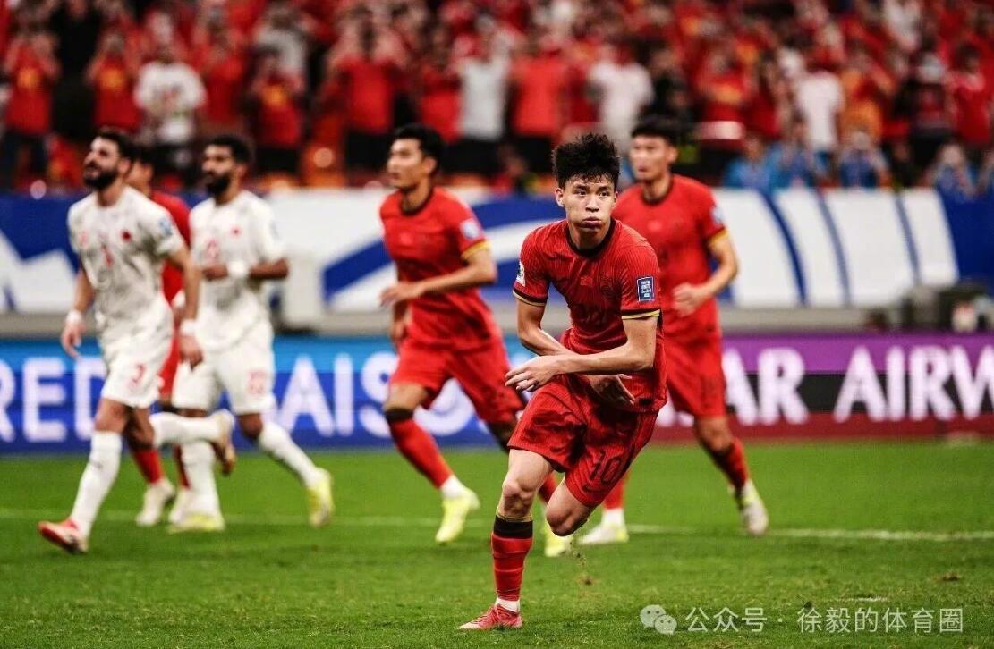 据媒体人徐毅报道，一家北欧俱乐部对王钰栋有较强的引进意愿…