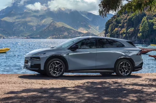 小鹏汽车获工行广东分行100亿授信，2025年交付亮眼并发布四款新车