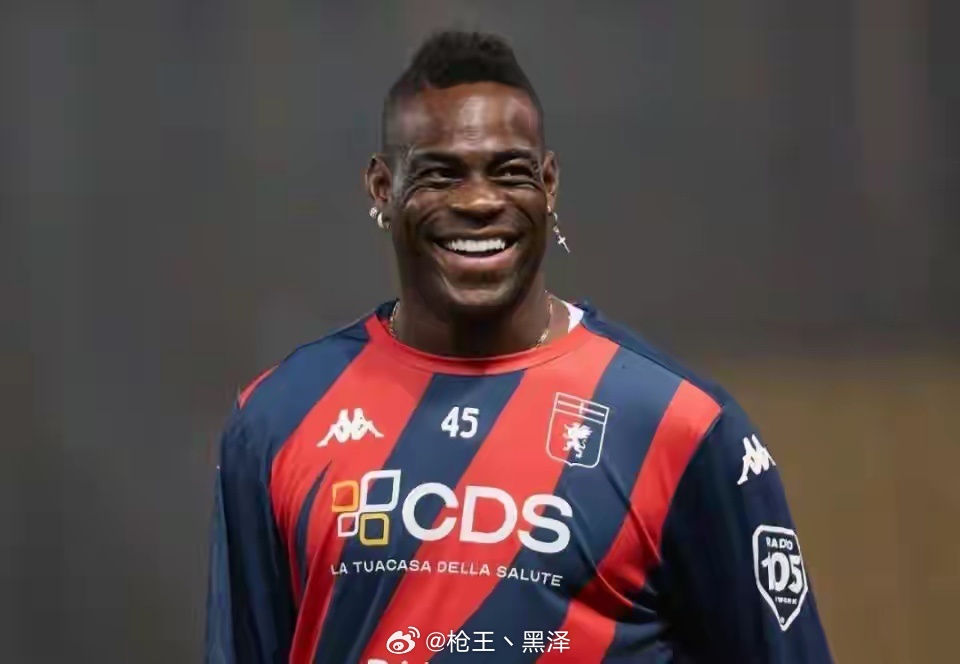 35岁巴洛特利失业半年后获沙特达曼协作3年合约