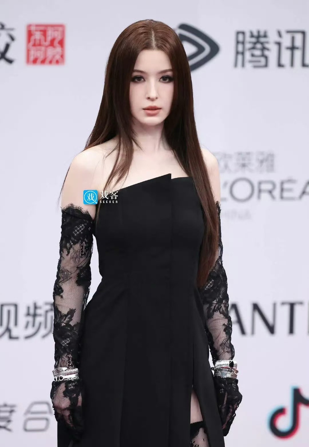 星光大赏红毯众星生图状态曝光，哈尼克孜等六位女星亮相