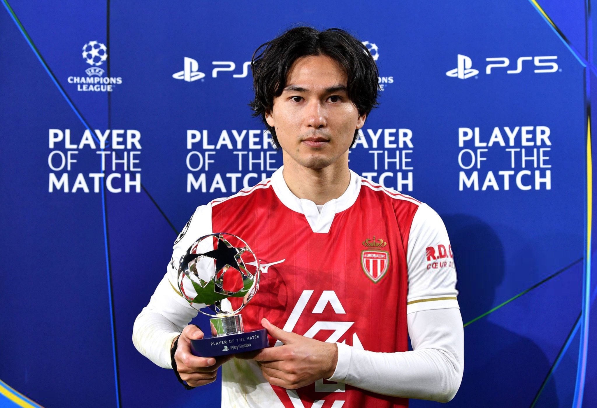 国际米兰0比1利物浦，巴萨2比1法兰克福