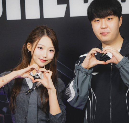 HLE教练Homme称最警惕T1和GEN战队