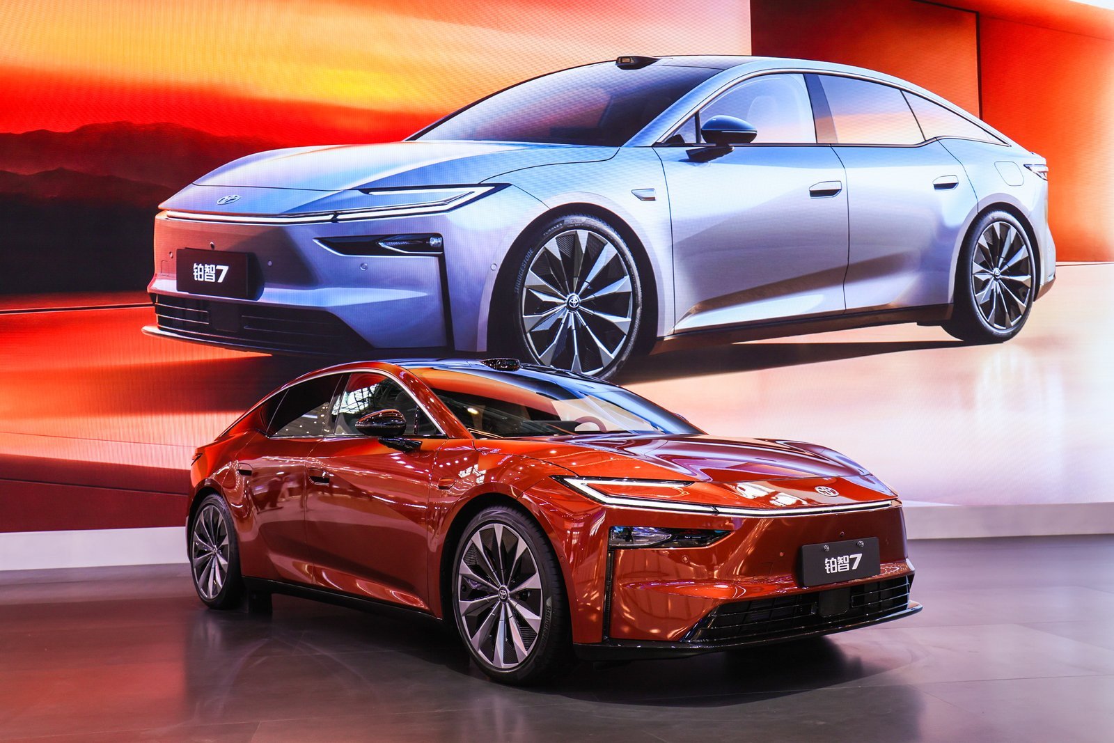 广汽丰田铂智7全球首搭双腔空悬鸿蒙座舱激光雷达