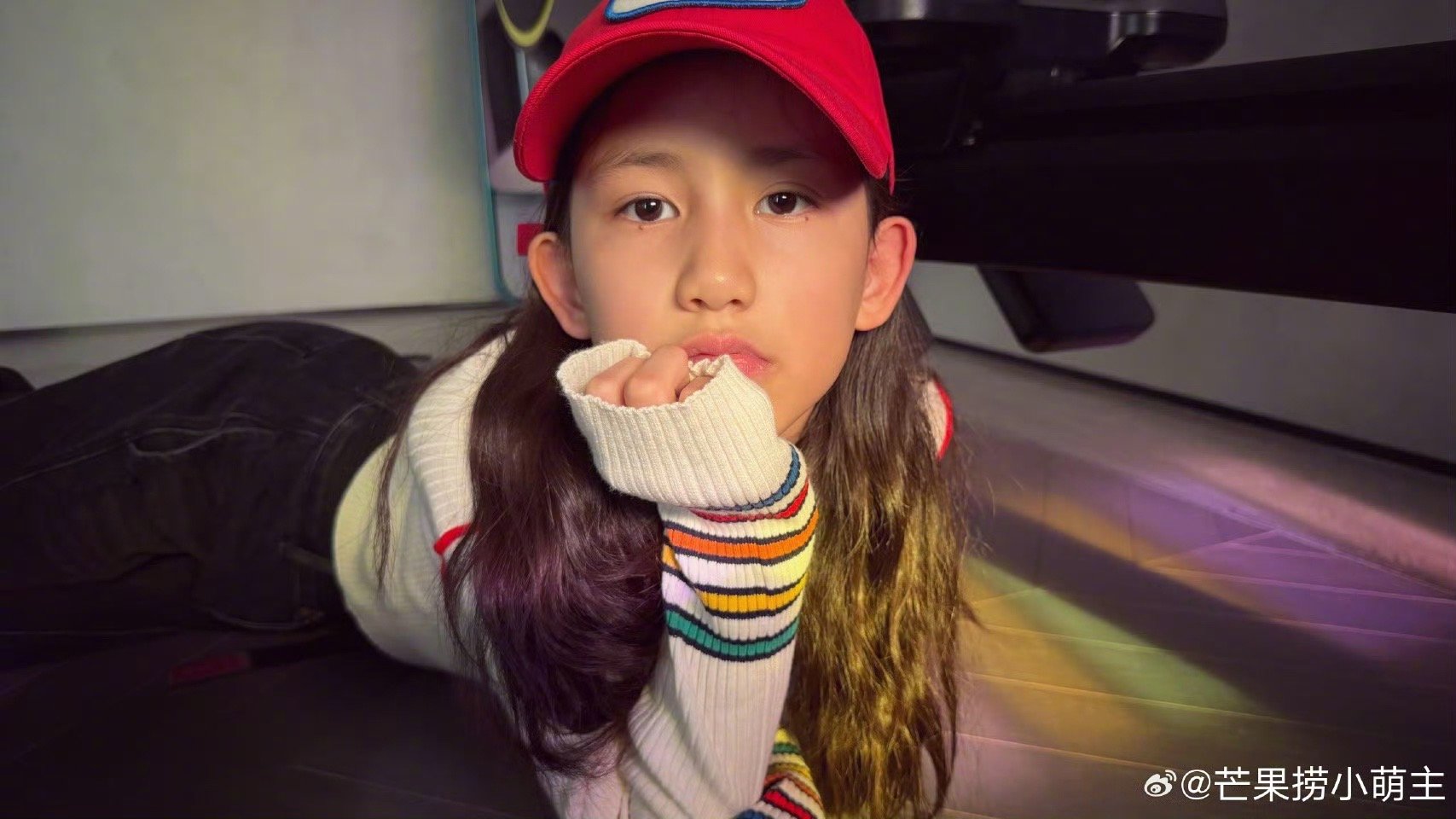 黄磊孙莉二女儿多妹近照曝光五官立体