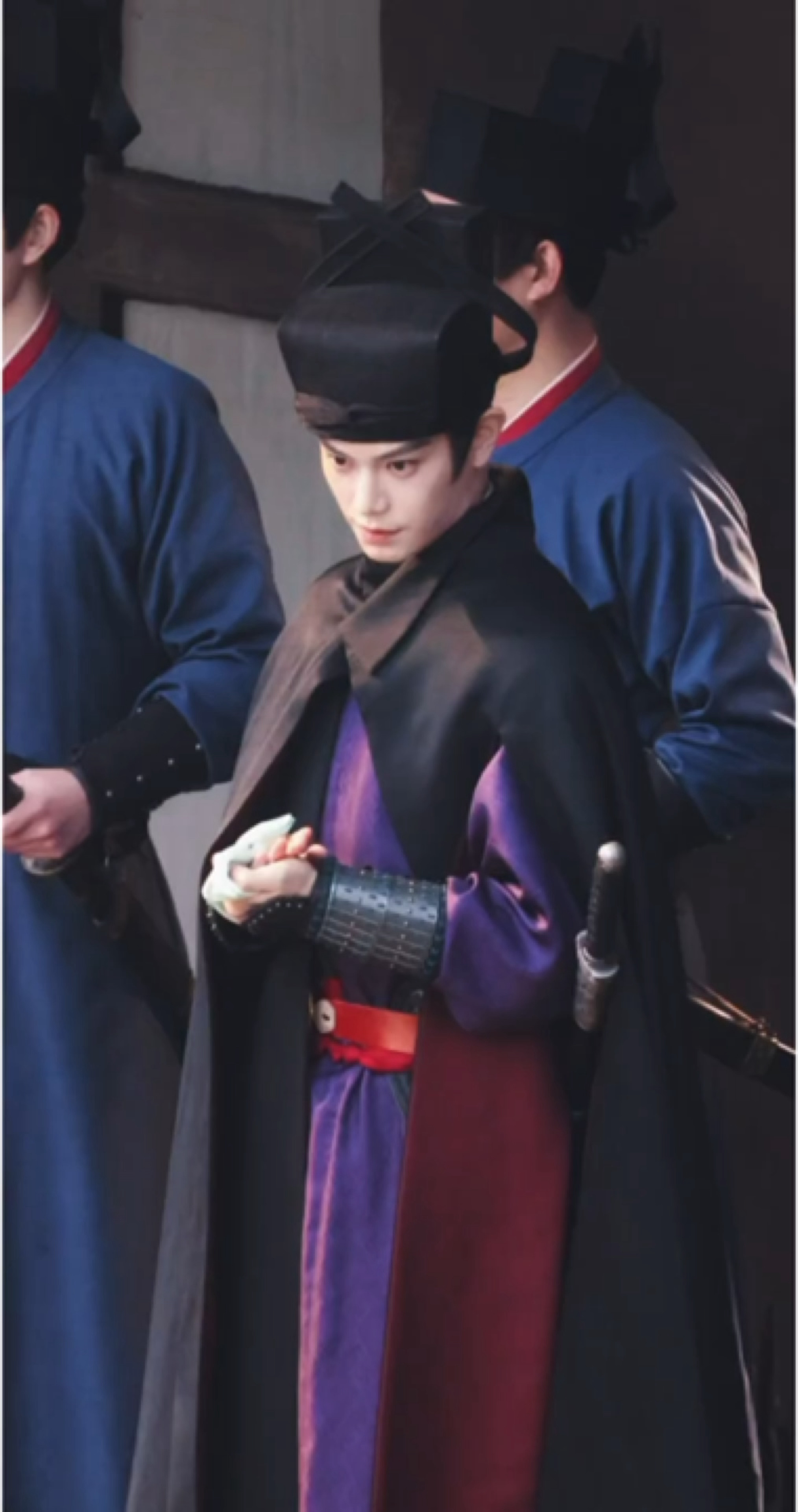 丁禹兮新剧司宫令饰演疯犬皇子