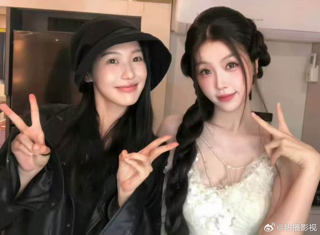 虞书欣张昕懿晒合照，两人竟然认识