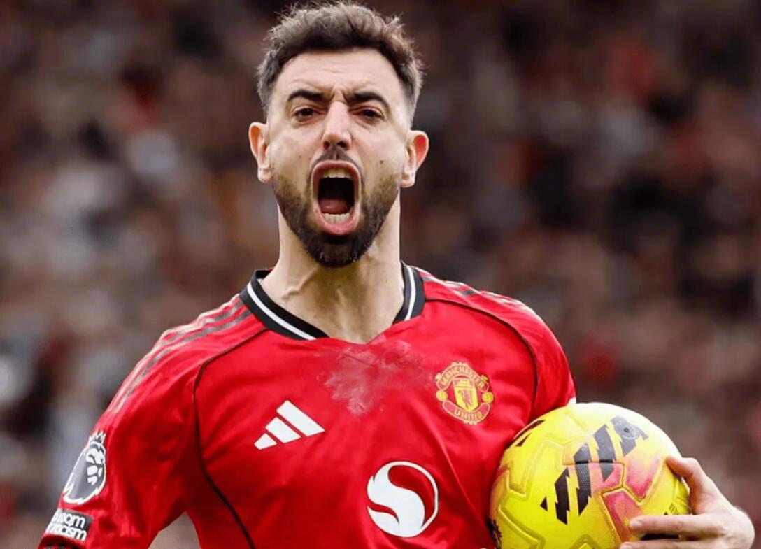 曼联传奇罗布森称应优先续约B费而非追逐帕尔默等攻击手