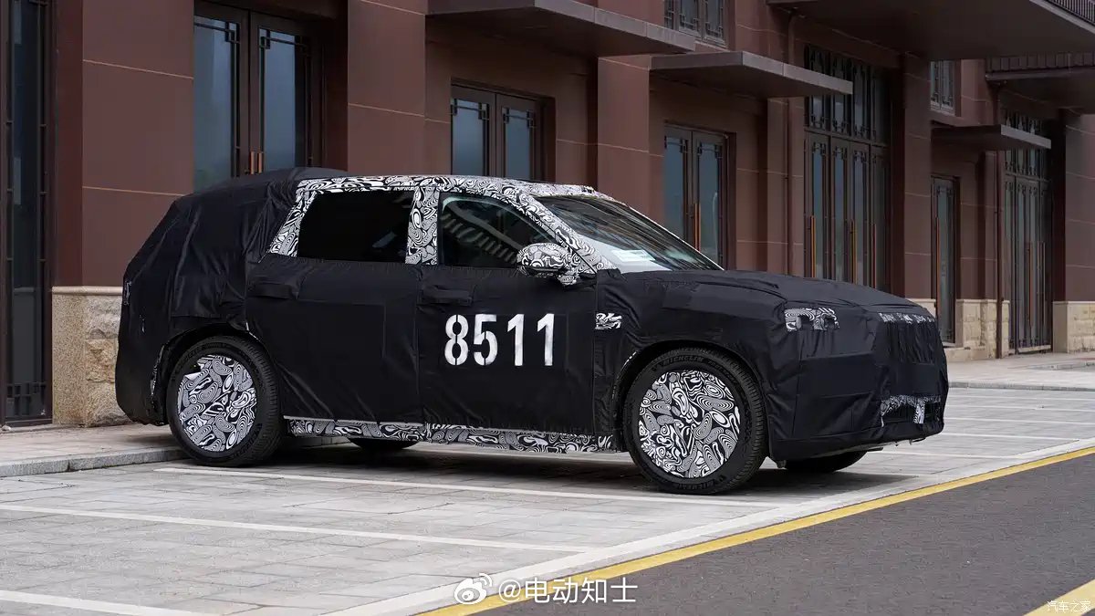 极氪8X谍照曝光，明年一季度亮相，定价40万起