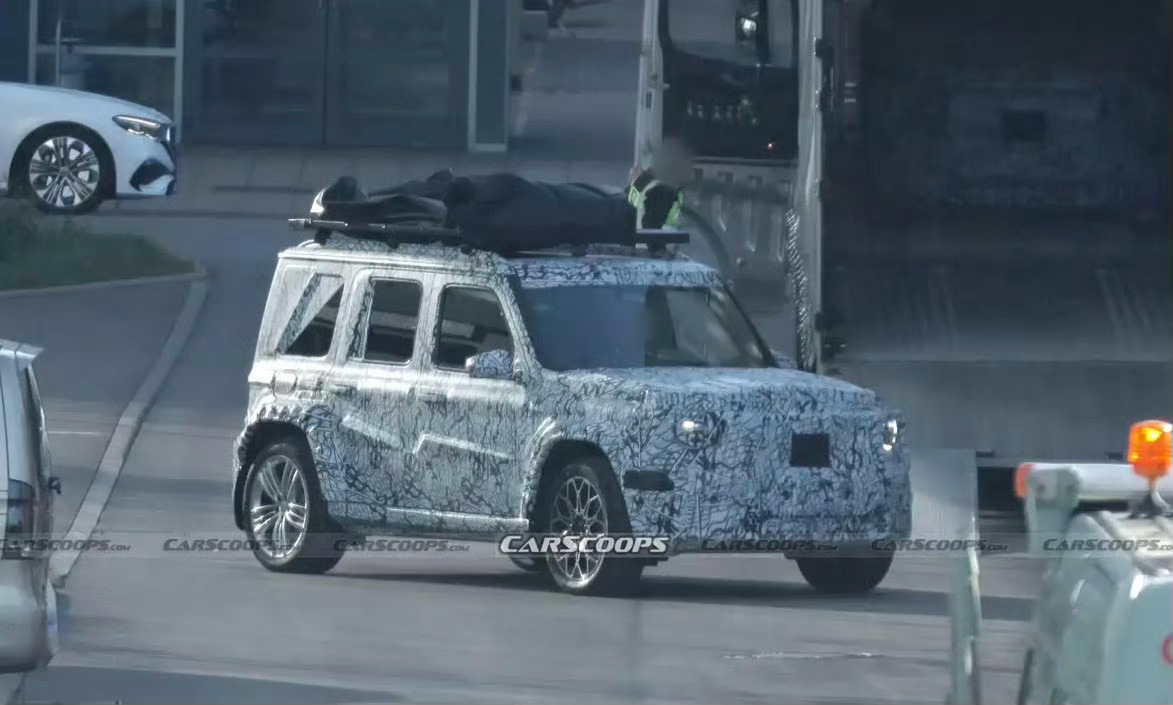 纯电版奔驰小G实车图曝光