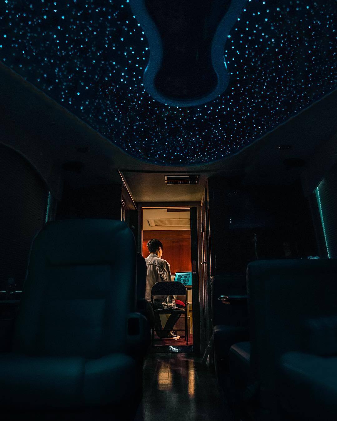 张艺兴2018年发文透露音乐梦想，三胎预热引关注