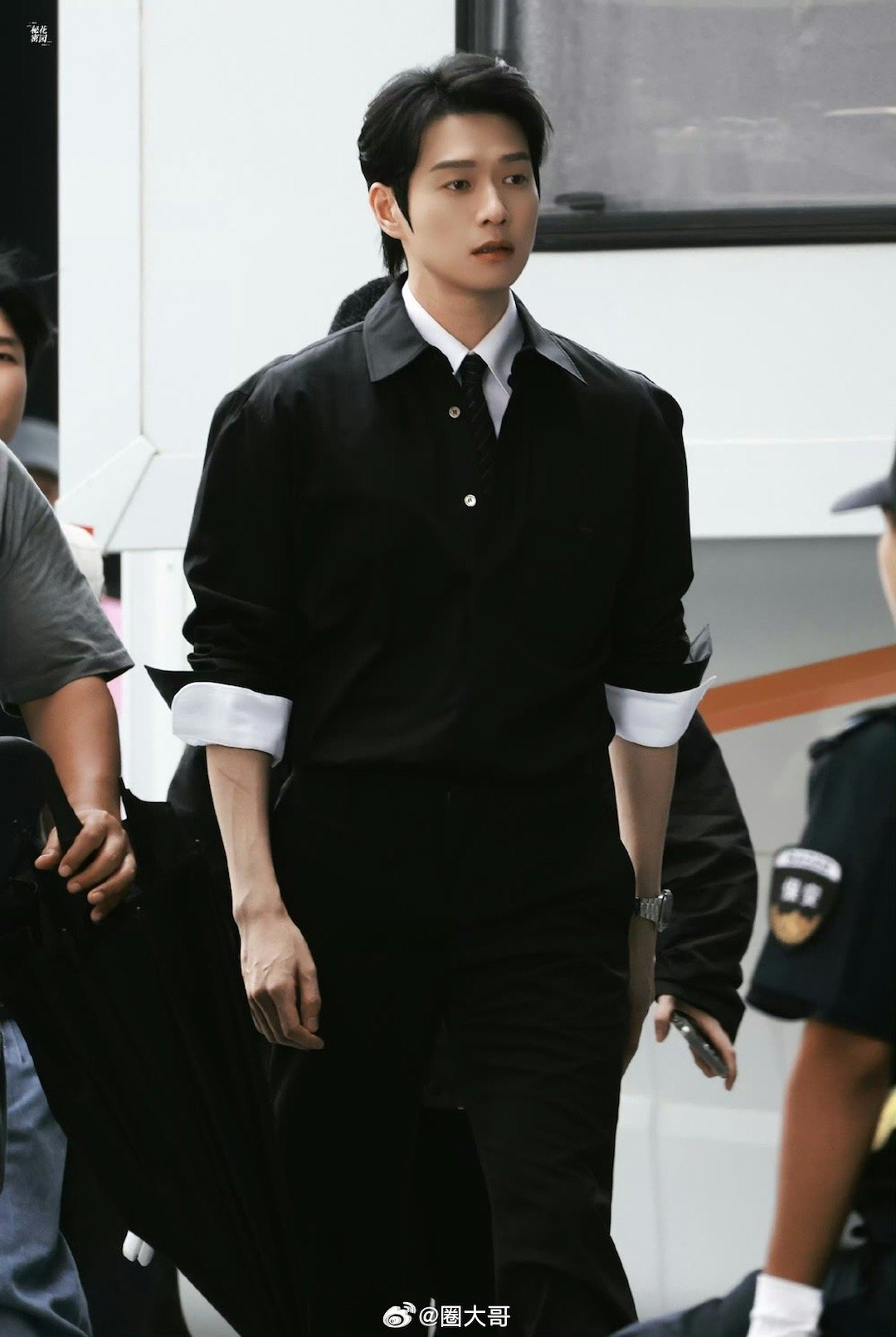 邓为魏大勋许凯等多部剧集因影视寒冬停拍