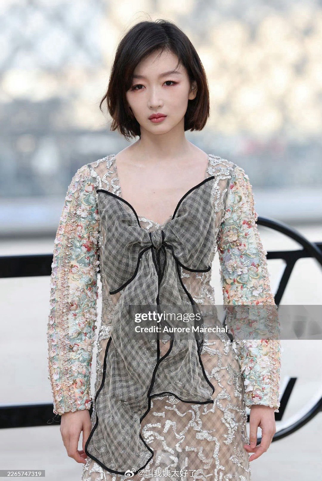 周冬雨刘浩存同场看秀生图曝光