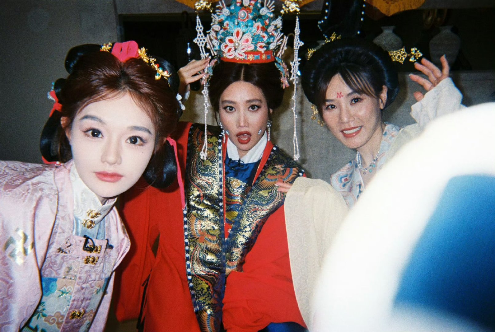 黄霄雲古装造型神似还珠格格，声生不息华流季引期待