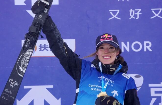 谷爱凌世界杯逆转夺冠，自信源于练习