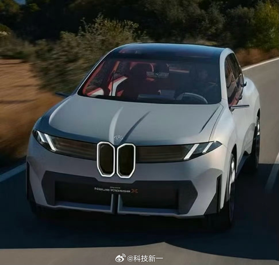 宝马iX3全新设计亮相，双电机四驱或定价30万内