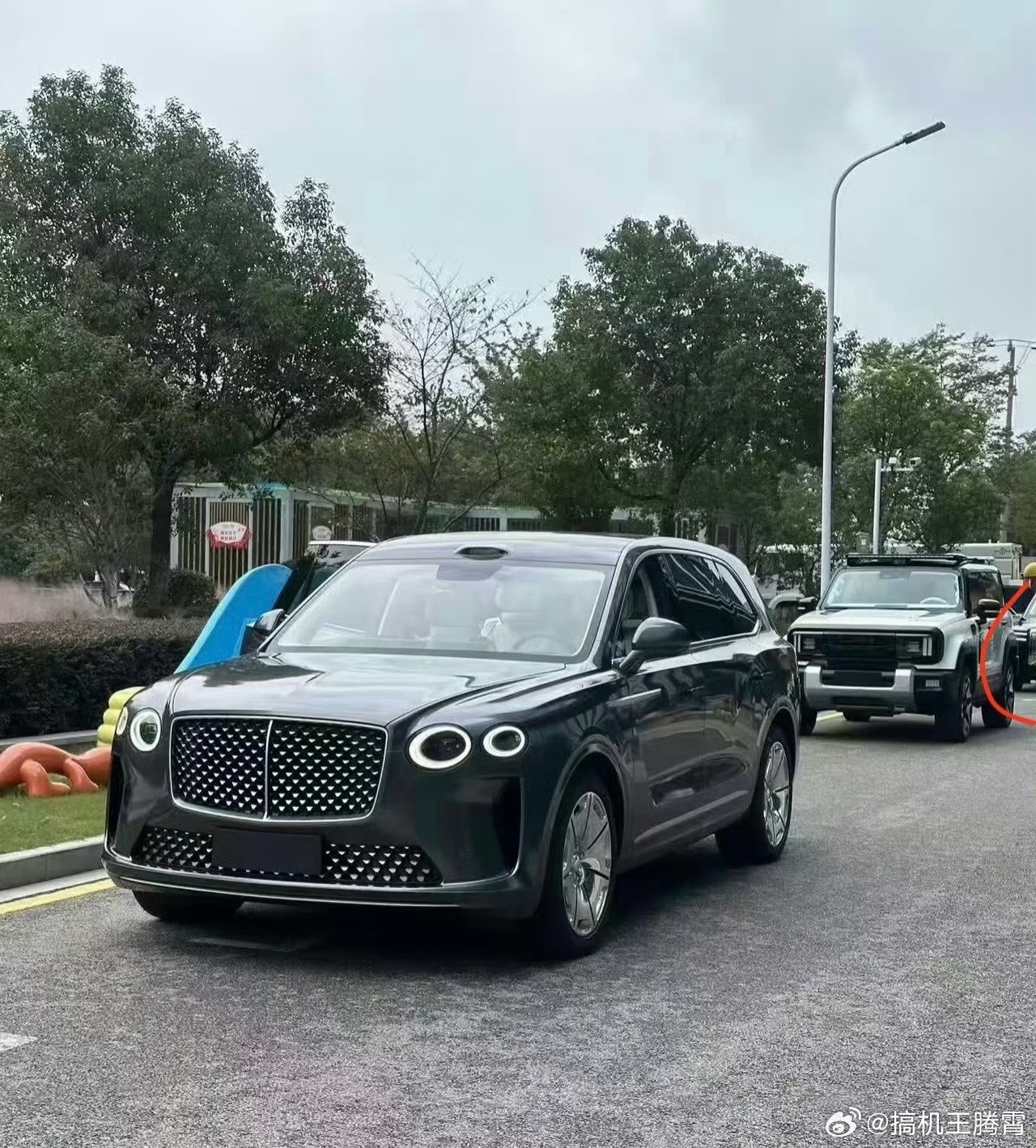 追觅新车曝光酷似宾利配备激光雷达