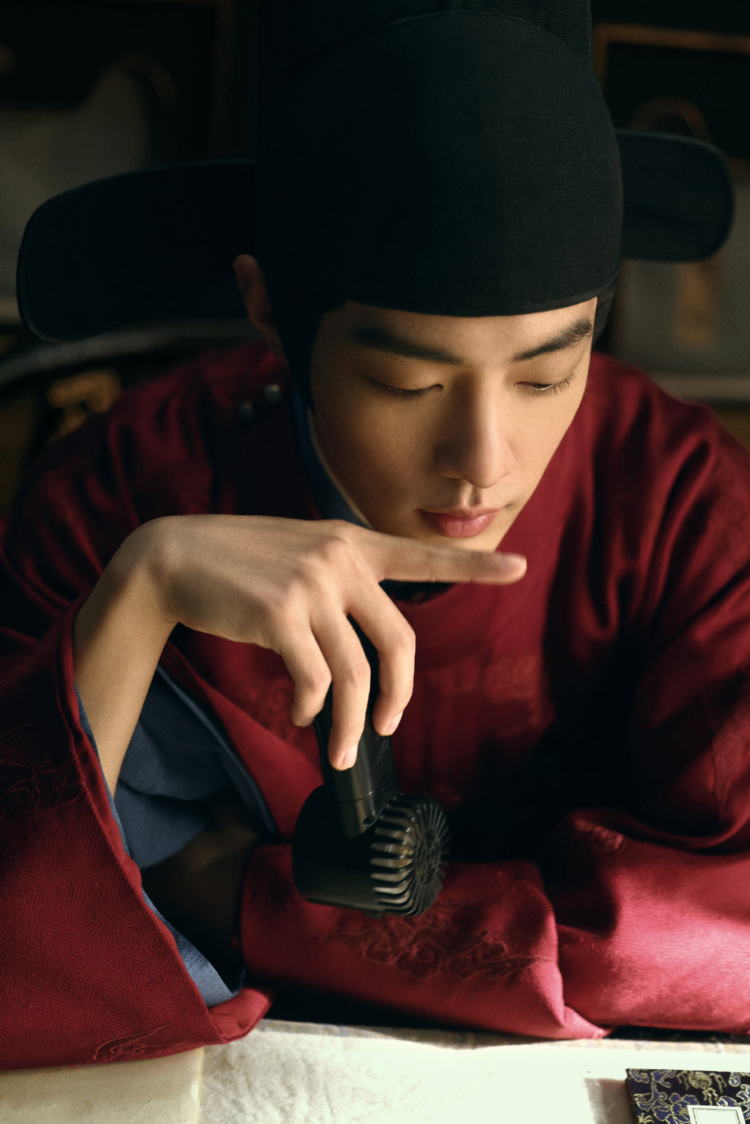 业内谈肖战杨紫白玉兰提名几率，古装剧或迎翻身机会