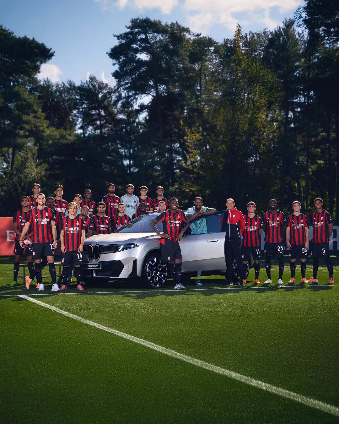 宝马iX3与AC米兰达成合作