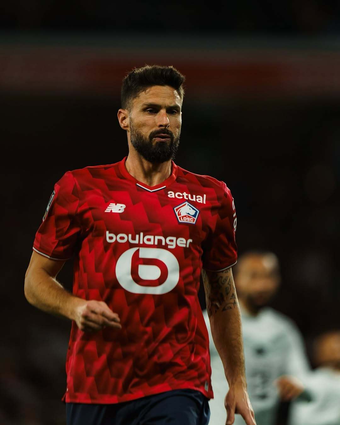 里尔1比0胜昂热，吉鲁首发71分钟