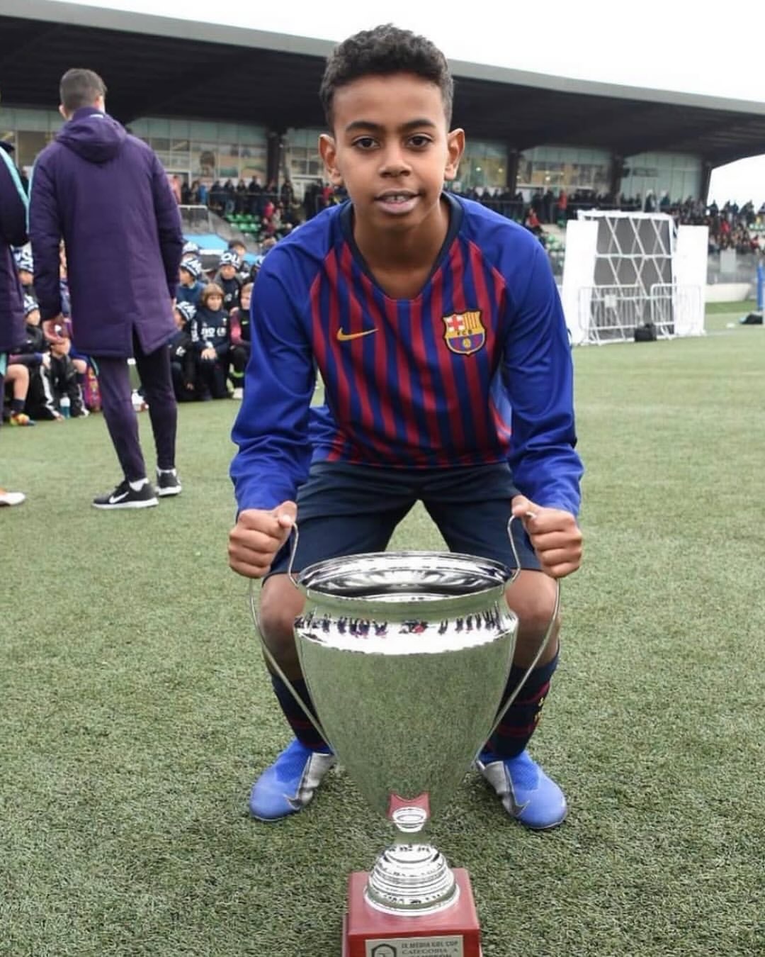 亚马尔事件引发关注