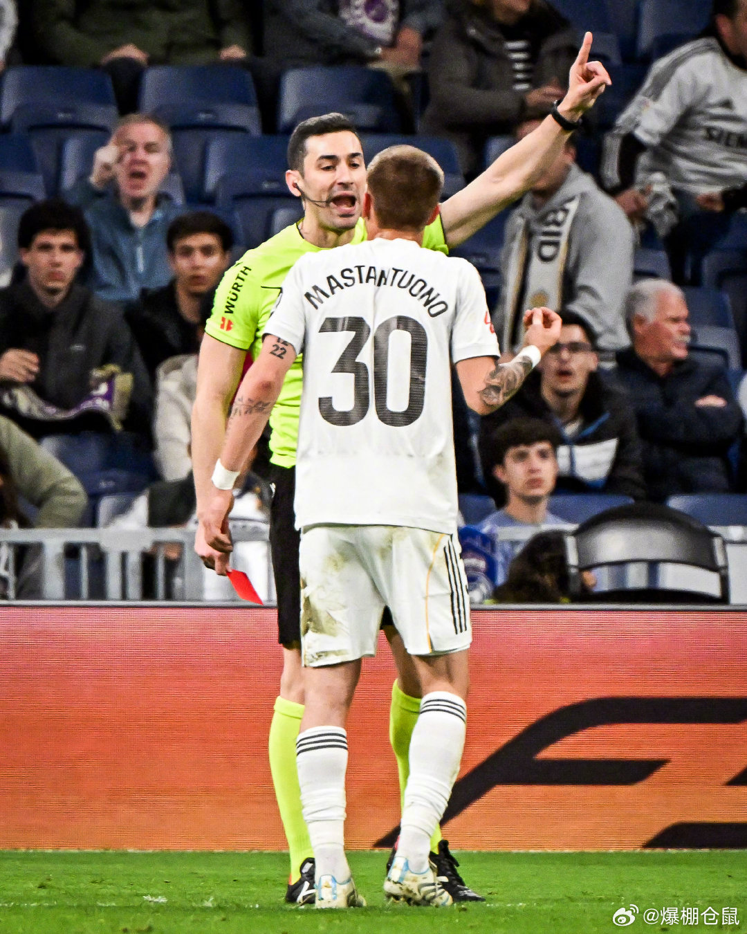 皇马中场马斯坦托诺辱骂裁判被禁赛2场