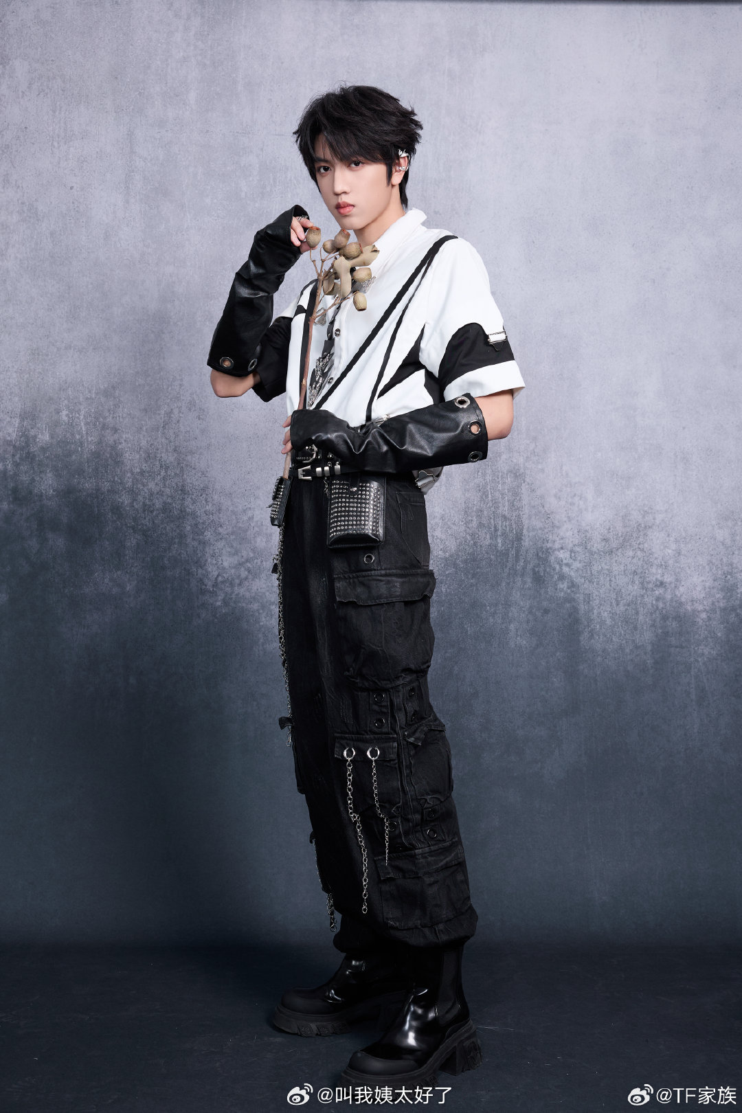 TF四代演唱会张桂源等八人亮相