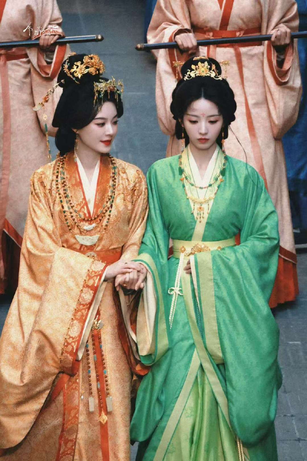 田曦薇毛林林同框出演母女