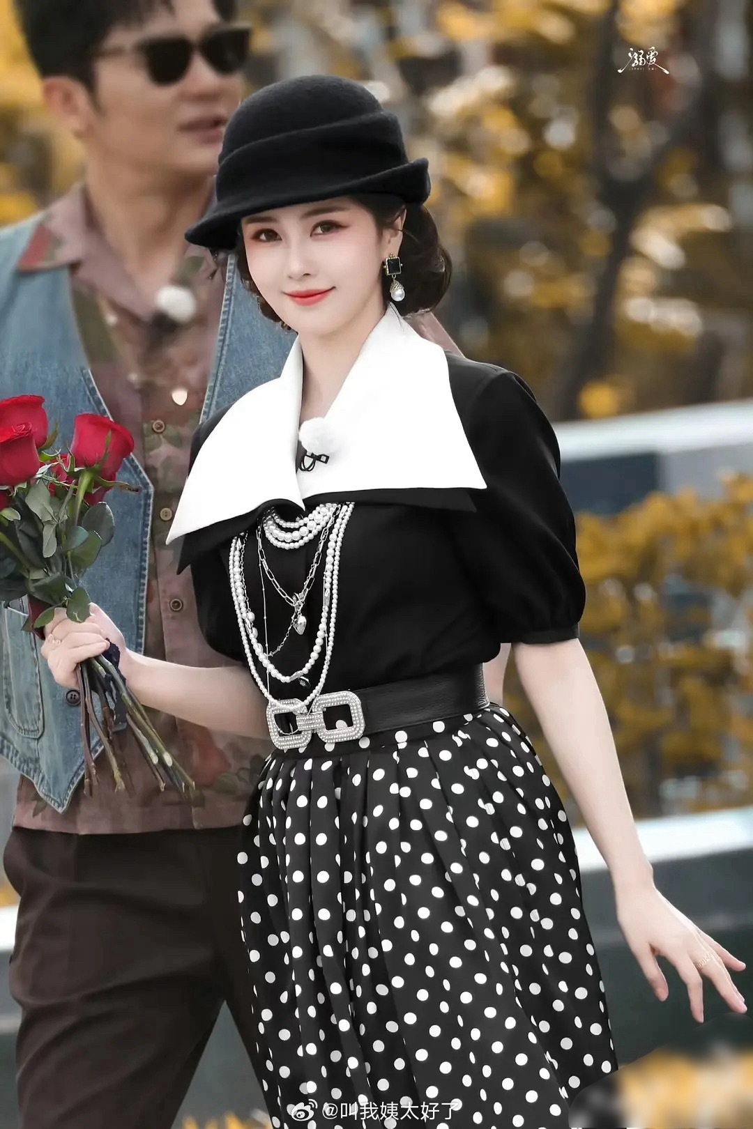 跑男路透白鹿孟子义造型曝光